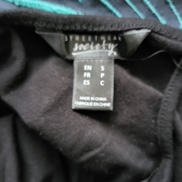 Black criss cross front bodysuit - Picture 5 of 6